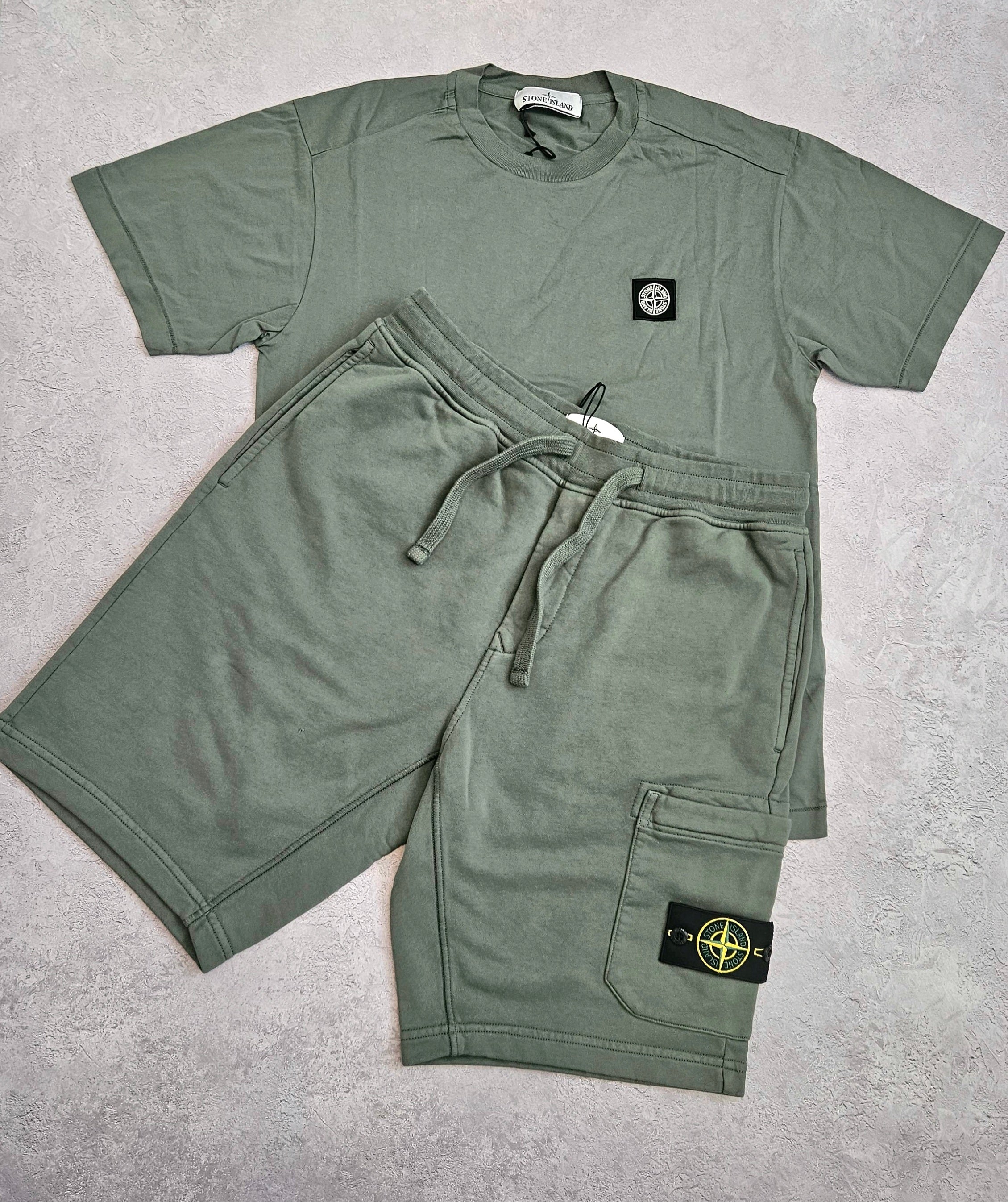 Stone Island Patch Shorts Set Muschio