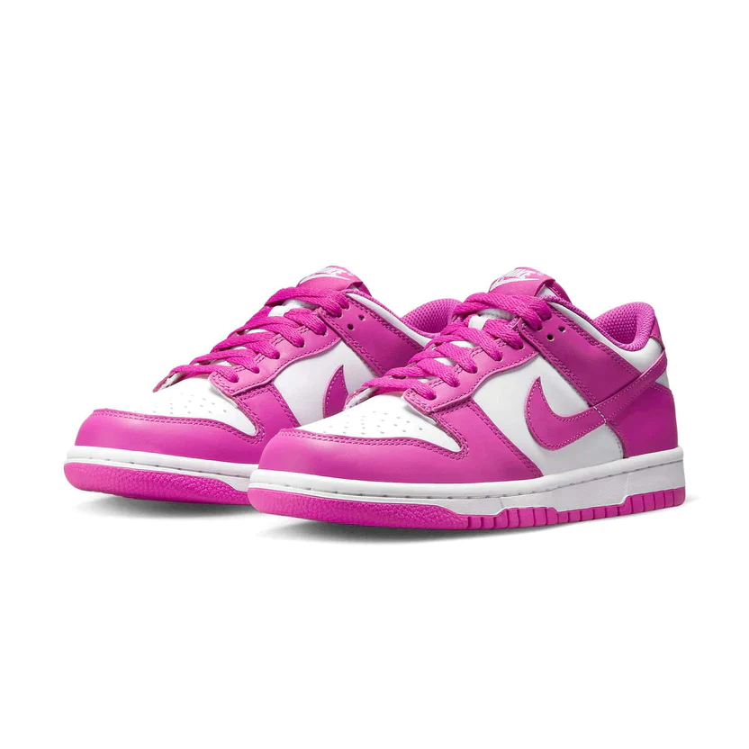 White and hot pink nikes new arrivals