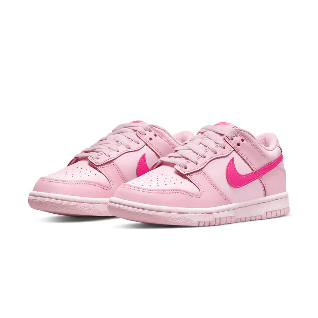 Nike Dunk Low Trainers Triple Pink